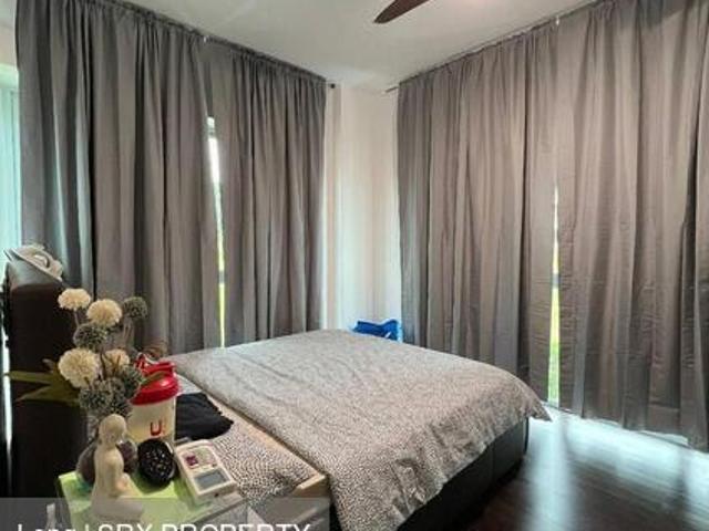 Apartment for sale in Woodlands, 25 Far North