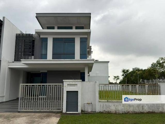 House for sale in Pulai, Bukit Ledang