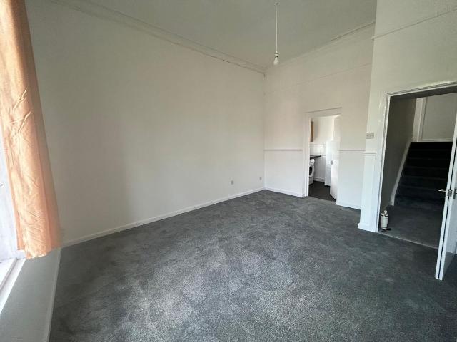 Apartment for rent in Birkenhead, Wirral