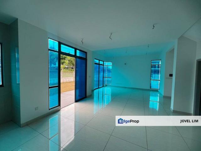 House for sale in Pulai, Bukit Ledang