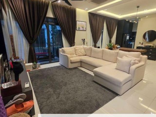 House for sale in Pulai, Bukit Ledang