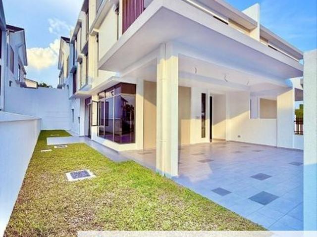 House for sale in Pulai, Bukit Ledang