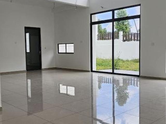 House for sale in Pulai, Bukit Ledang