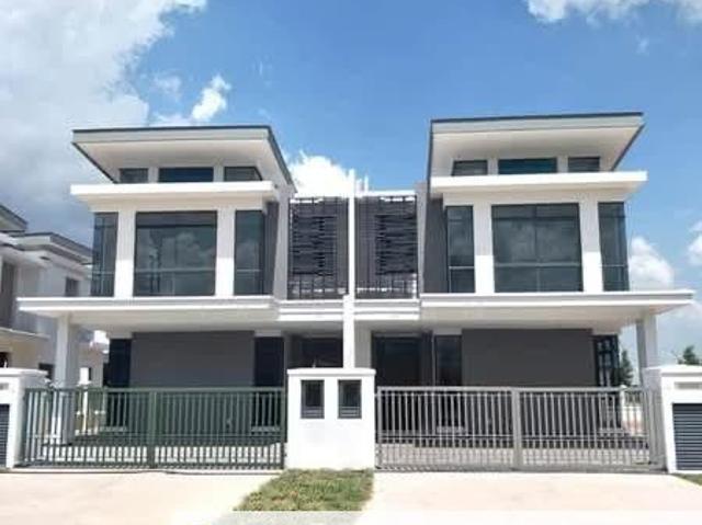 House for sale in Pulai, Bukit Ledang
