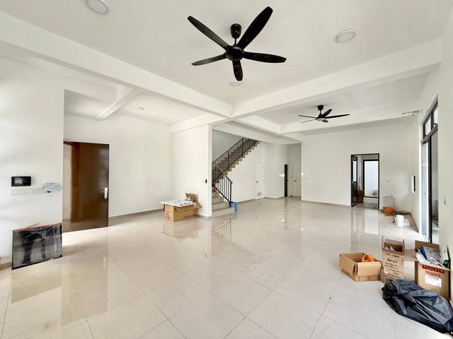 House for rent in Pulai, Bukit Ledang