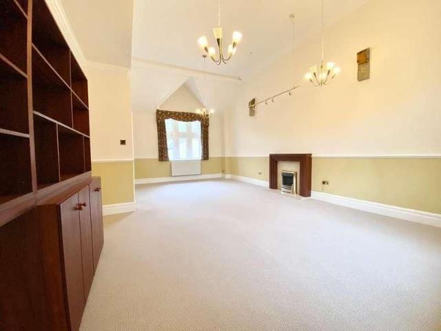 Apartment for rent in Meltham, West Yorkshire