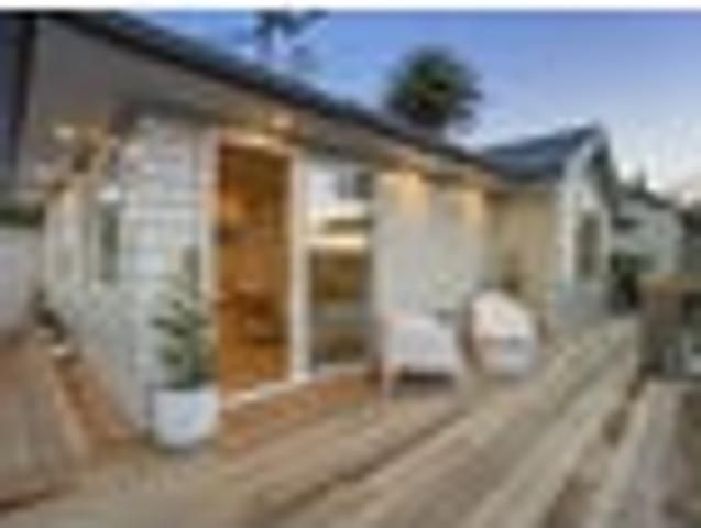 House for sale in Wairau Valley