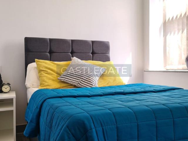 Studio for rent in Highfields, Huddersfield