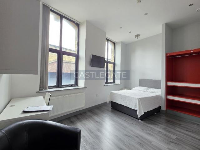 Apartment for rent in Highfields, Huddersfield