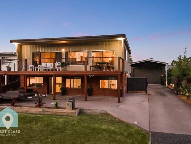 House for sale in Sussex Inlet, New South Wales