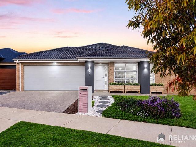 House for sale in Williams Walk, Melbourne