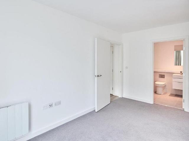 House for rent in Black Friars, Old Wharf