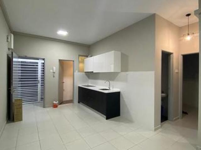 Serviced Residence for sale in Petaling, Damansara Damai