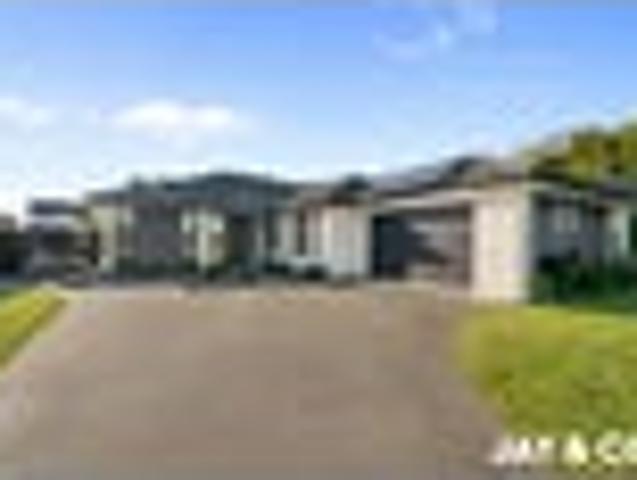 House for sale in Awhitu