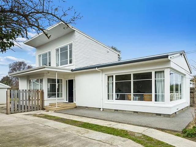 Property for sale in Canterbury