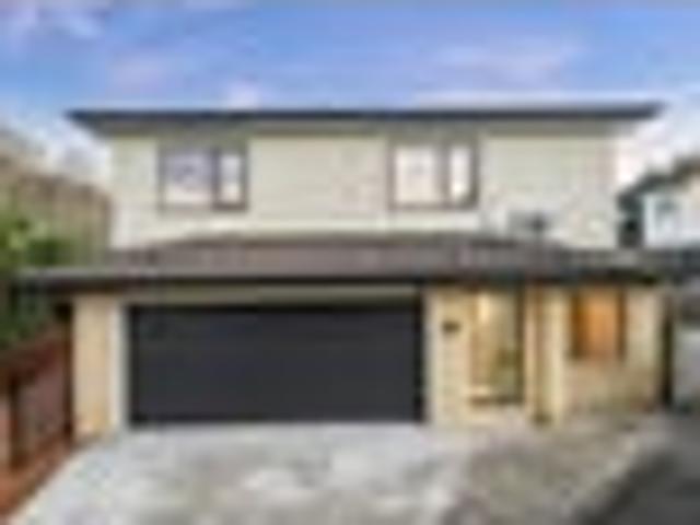 House for sale in Kelston