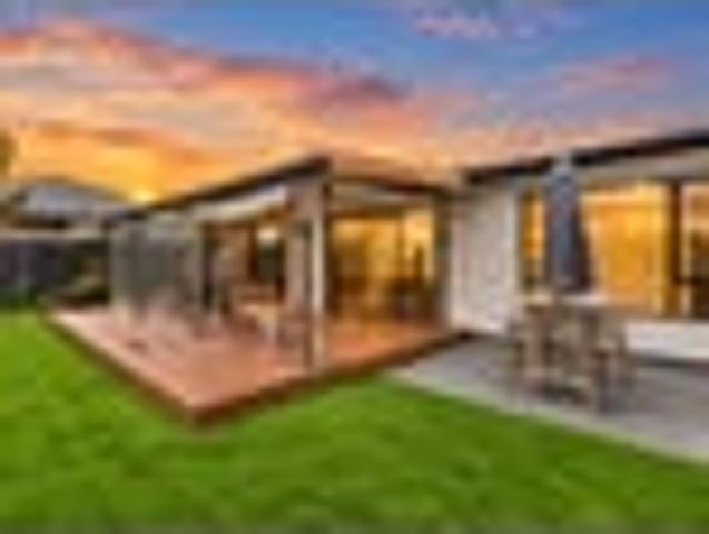 House for sale in Chaslands, Canterbury