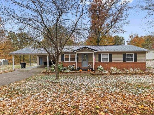 House for sale in Centertown, Kentucky
