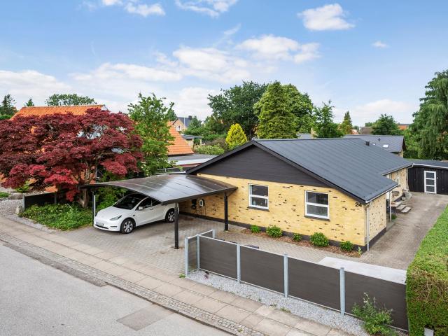 Villa til salg i Haslev, Faxe