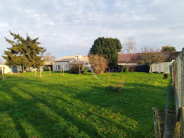 Maison vente à Saintes, Thénac