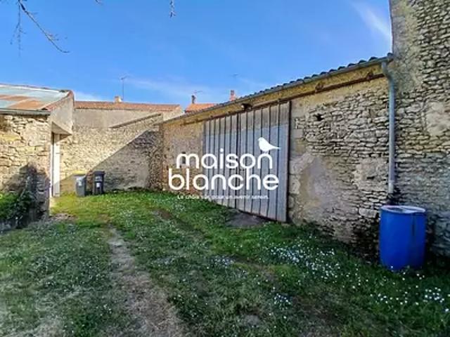 Maison vente à Parthenay, Thénezay