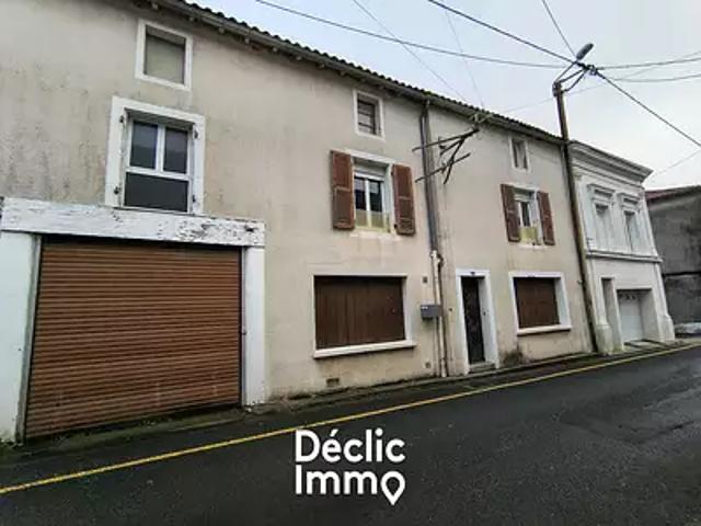 Maison vente à Parthenay, Thénezay