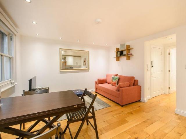 Apartment for rent in Holborn, Greater London