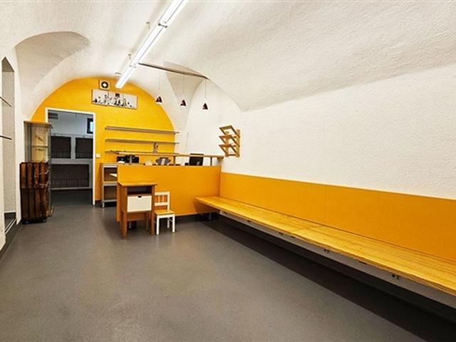 Gewerbe kaufen in Zirl, Tirol