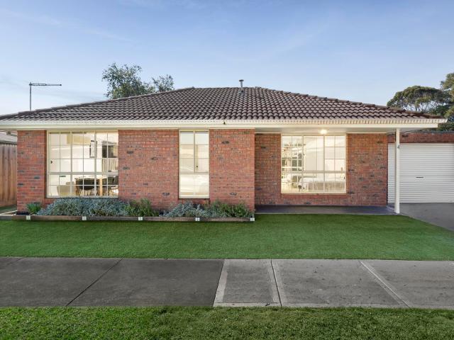 Villa for sale in Camerons Creek, Victoria