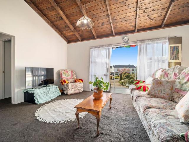 Townhouse for rent in Kuirau, Rotorua