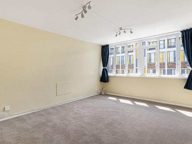House for rent in Nine Elms, Greater London
