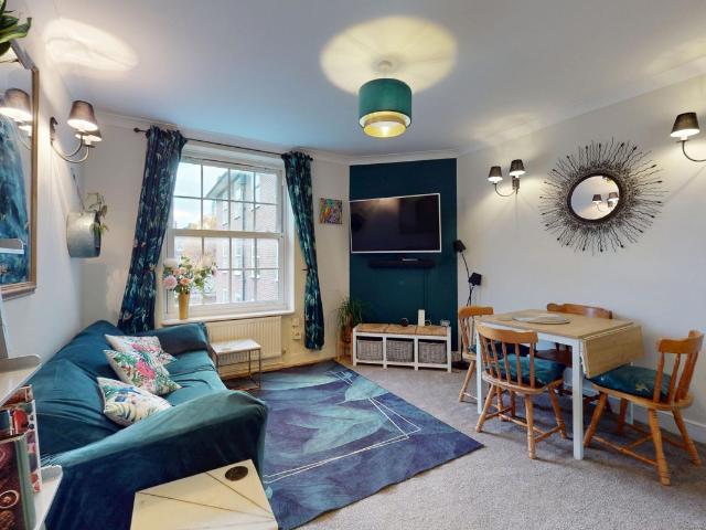 Apartment for rent in Nine Elms, Greater London