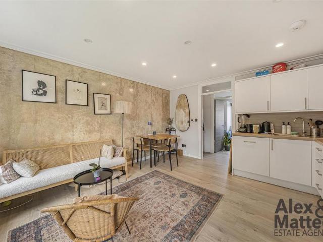 Apartment for rent in Old Kent Road, Greater London