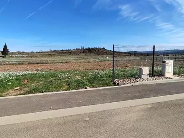 Terrain vente à Thézan-des-Corbières, Aude