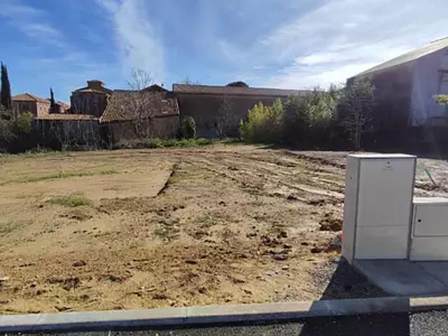 Terrain vente à Thézan-des-Corbières, Aude
