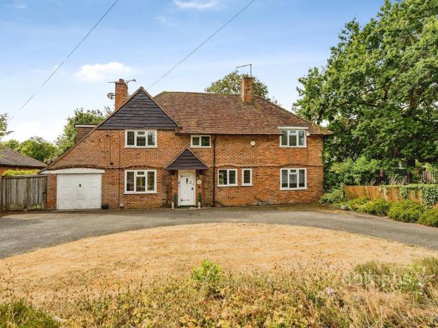 House for rent in Pinkneys Green