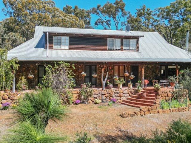 Acreage for sale in Dinninup, Western Australia