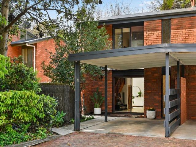 Townhouse for sale in Parkside, Adelaide
