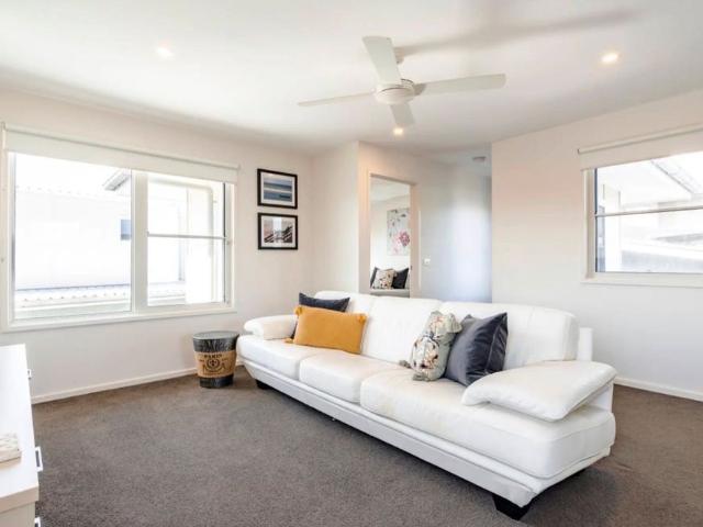 Townhouse for rent in Ocean Grove, Victoria