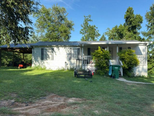 House for sale in Sneads, Florida