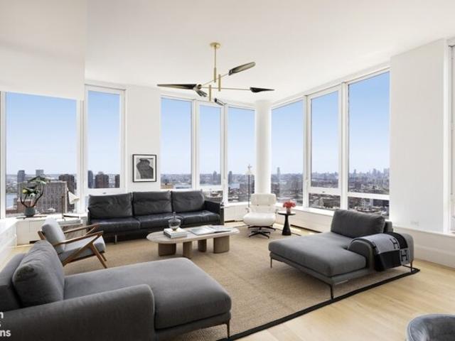 Condo for sale in Arverne, New York