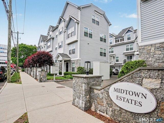 House for sale in Cos Cob, Connecticut
