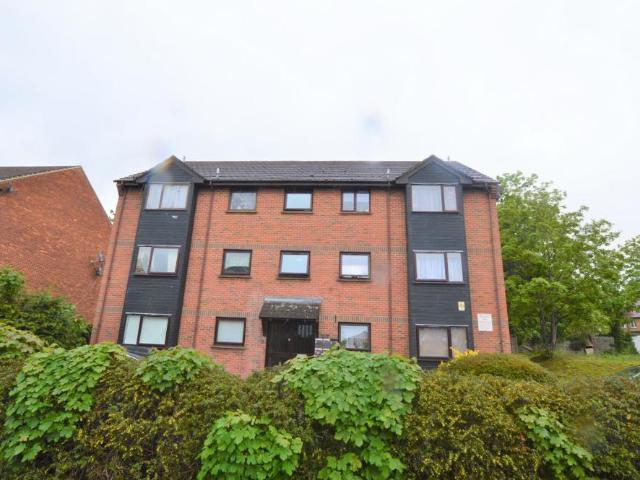 Apartment for rent in Slough