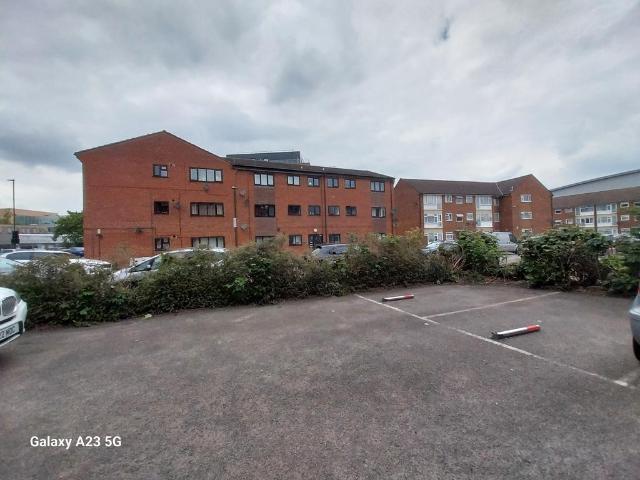 Apartment for rent in Slough