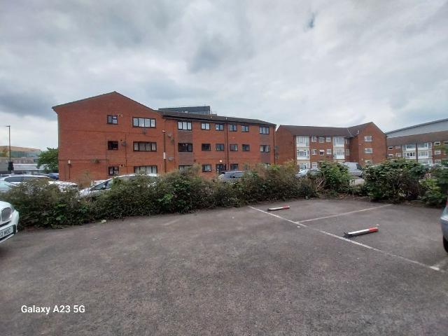 Apartment for rent in Slough