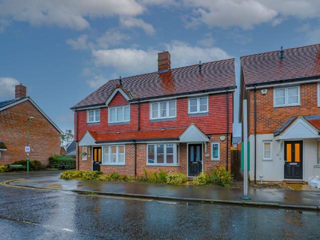 House for rent in Walton-on-Thames, Surrey