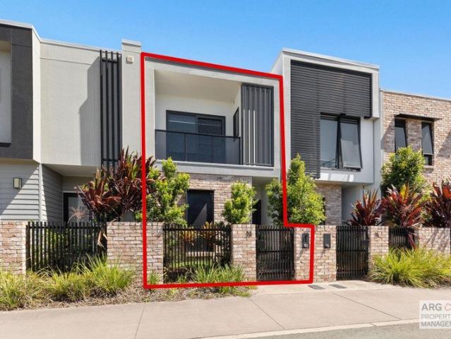 Townhouse for rent in Kings Creek, Queensland