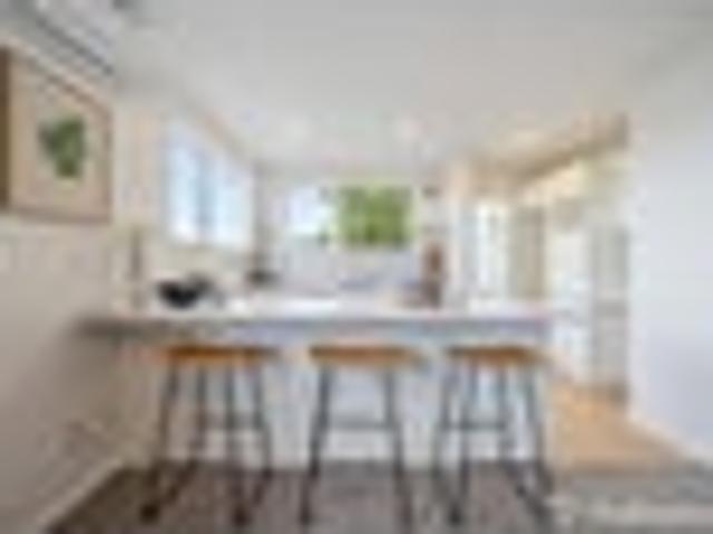 Apartment for sale in Days Bay, Wellington
