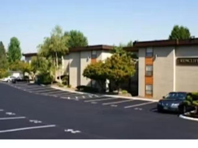 Condo for rent in Renton