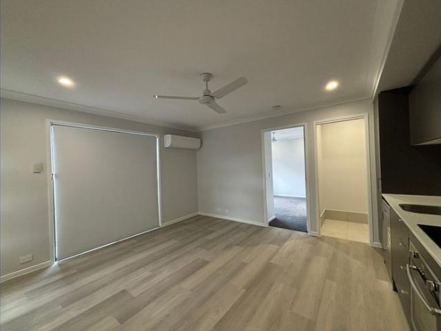 Townhouse for rent in Pinnacle, Greater Brisbane